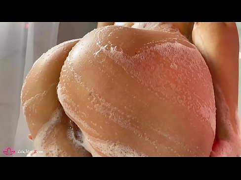 ❤️ Brunette masturbearet poesje mei Vibrator nei intens orgasme yn dûs Neuken by porno fy.pornmega.ru